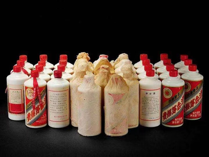 华坪日照岚山回收酒价格哪里回收(附近上门回收茅台酒）?